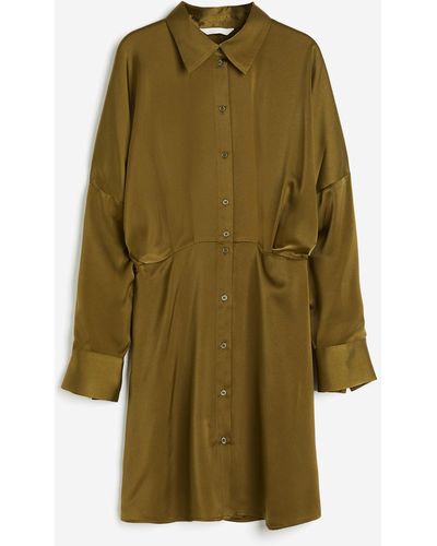 H&M Robe chemise en satin - Vert