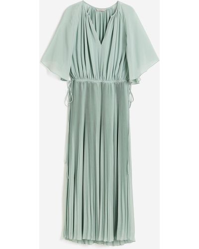 H&M Kleid mit Plissierung und Zierbändern - Grün