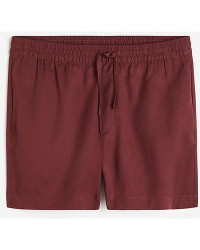 H&M Shorts aus Lyocell Regular Fit - Rot