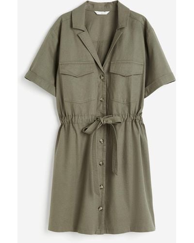 H&M Utility-Kleid aus Leinenmix - Grün