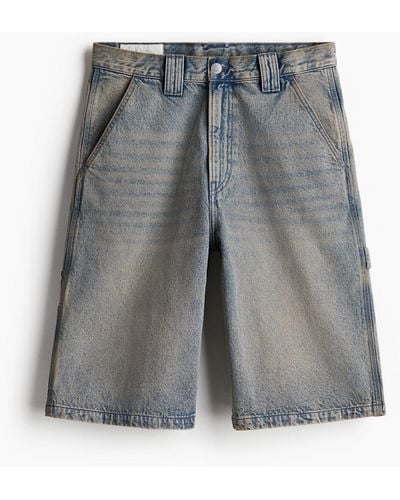 H&M Baggy Carpenter-Shorts aus Denim - Grau