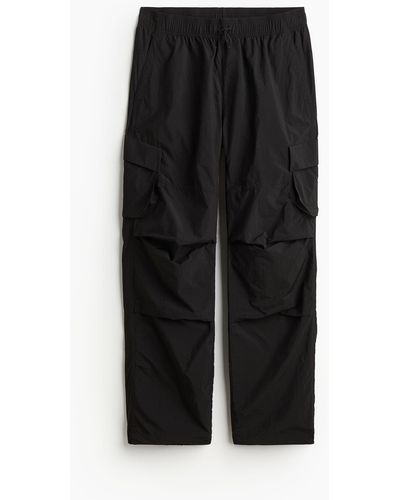 H&M Pantalon cargo parachute - Noir