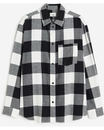 H&M Flanellhemd in Relaxed Fit - Weiß