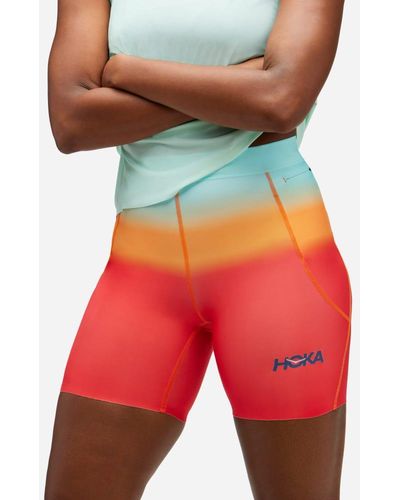 Hoka One One Short en maille imprimé Novafly 15 cm pour Femme en Cloudless Ombre Taille XS | Shorts - Rouge