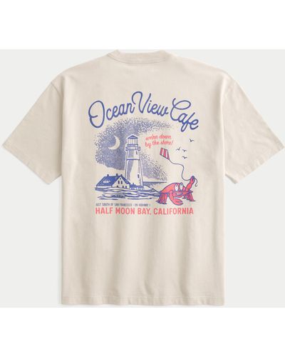 Hollister Kastig geschnittenes Tee mit Ocean View Café-Grafik - Pink