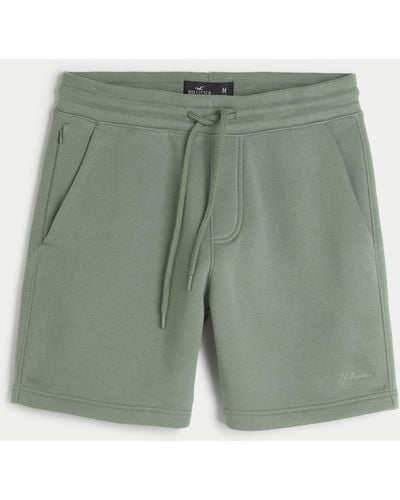 Hollister Fleece-Shorts mit Logo, 18 cm - Grün