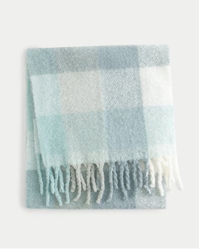 hollister womens scarves