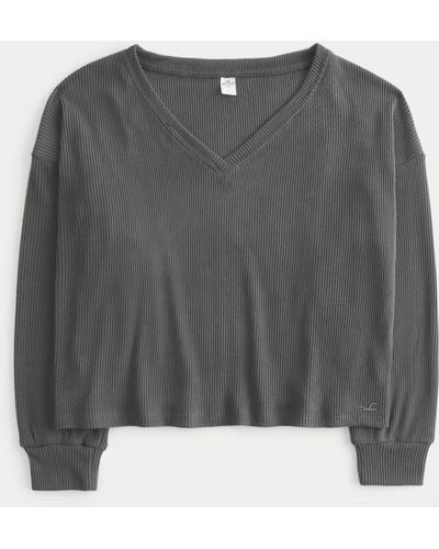 Hollister Easy Cosy Ribbed Long-sleeve V-neck Top - Grey