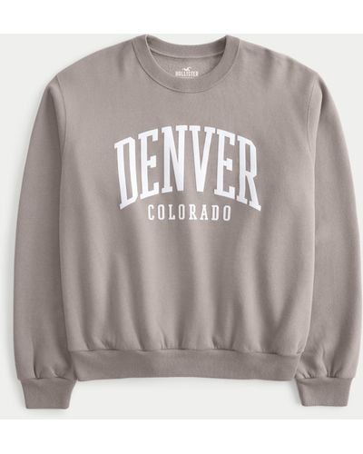 Hollister Lässiges Sweatshirt mit Denver-Grafik und Rundhalsausschnitt - Grau