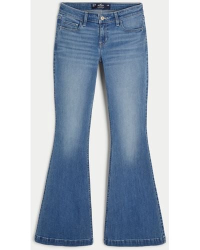 Hollister Low-Rise Flare Jeans in mittlerer Waschung - Blau