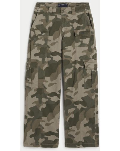 Hollister Low-rise Camo 4-pocket Cargo Baggy Trousers - Green