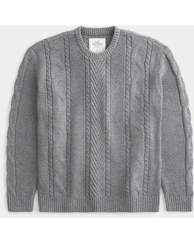 Hollister Pullover mit Rundhalsausschnitt und Zopfmuster - Grau