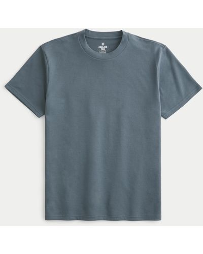 Hollister Relaxed Long-Sleeve Cooling Tee