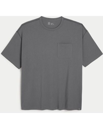 Hollister pocket tee cheap