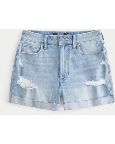 Hollister Ultra High Rise Mom-Jeans-Shorts in heller Waschung mit Rissen - Blau