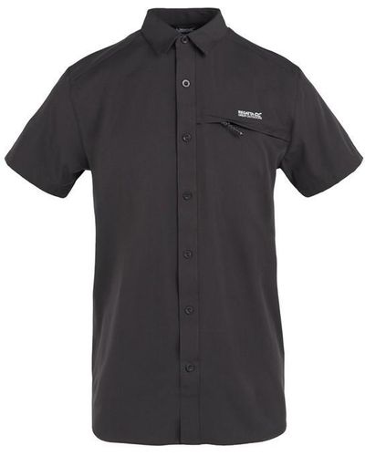 Regatta Travel Packaway Short Sleeve Shirt - Black