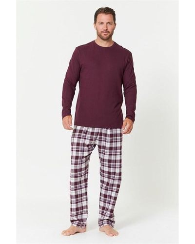 Studio Long Sleeve T-shirt And Flannel Trousers Pyjama Set - Red