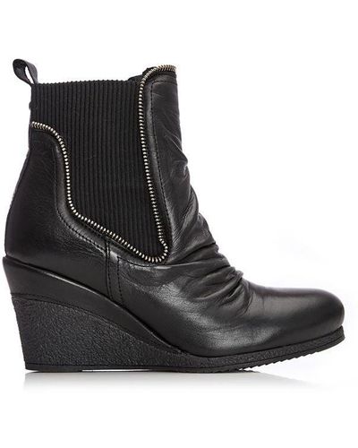 Moda In Pelle Annamay Wedge Ankle Boots - Black