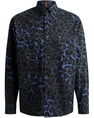 BOSS Relaxed-Fit Hemd aus Baumwoll-Twill mit Leoparden-Print - Blau