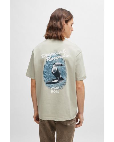 BOSS T-shirt Relaxed Fit en coton pur avec motif artistique de la saison - Neutre