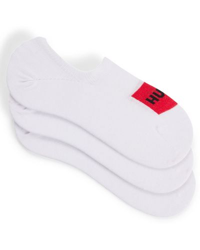 HUGO Füßlinge mit roten Logo-Labels im Dreier-Pack - Weiß