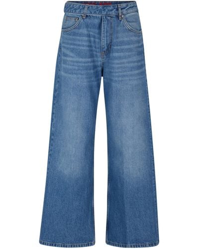 HUGO Oversized Jeans aus mittelblauem Denim mit weitem Beinverlauf