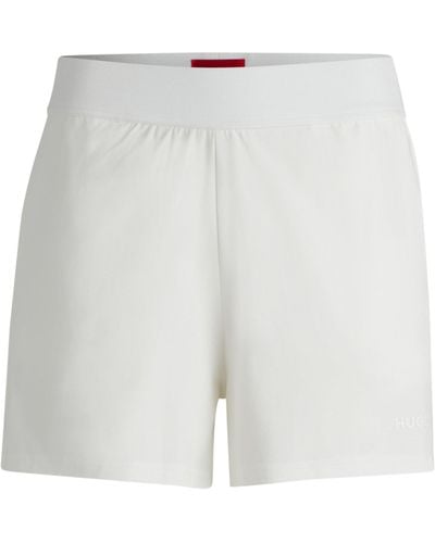 HUGO Relaxed-Fit Shorts mit Logo-Print aus Silikon - Weiß