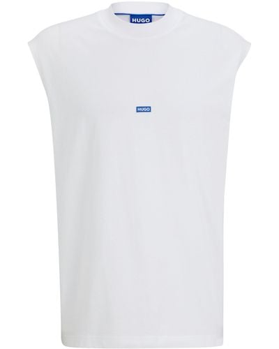 HUGO Ärmelloses T-Shirt aus Baumwoll-Jersey mit blauem Logo-Etikett