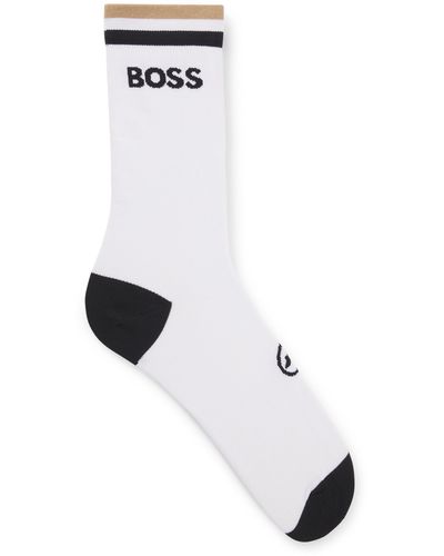 BOSS X ASSOS Cycling-Socken mit nahtloser Konstruktion und feuchtigkeitsableitenden Eigenschaften - Weiß