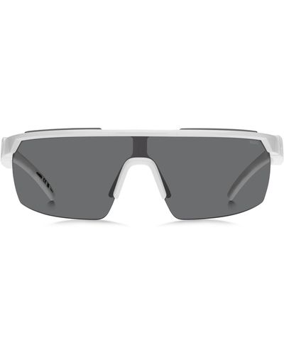 HUGO Weiße Sonnenbrille im Masken-Stil mit 3D-Logo auf den Bügeln - Grau