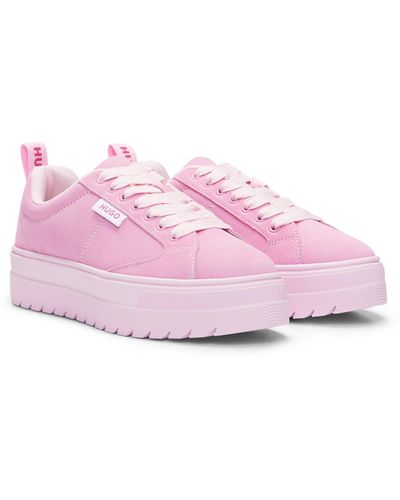 HUGO Sneakers aus Veloursleder mit Plateausohle aus Gummi und Logo-Etikett - Pink