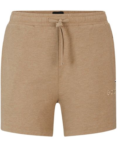 BOSS Shorts aus elastischem Terry mit Logo-Stickerei - Natur