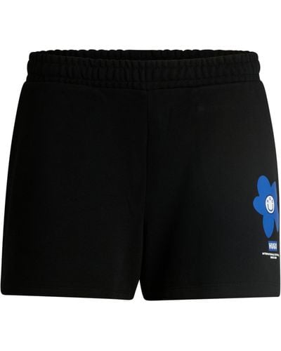 HUGO Shorts aus Baumwoll-Terry mit Logos der neuen Saison - Schwarz