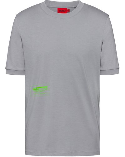 HUGO Relaxed-Fit T-Shirt aus Baumwolle mit Cyber-Manifesto-Logo - Mettallic