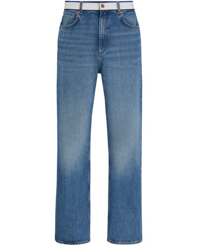 HUGO Jeans aus mittelblauem Denim mit Logo-Tape am Bund
