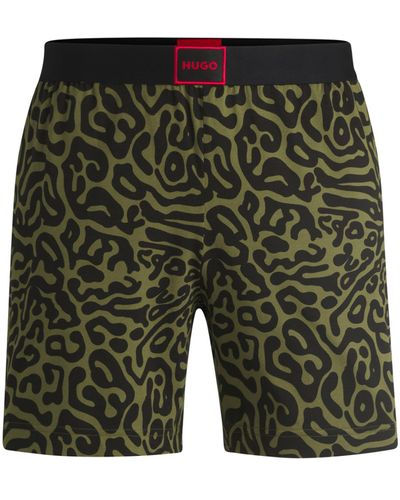 HUGO Pyjama-Shorts aus Stretch-Baumwolle mit saisonalem Muster - Grün