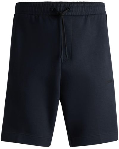 BOSS Shorts aus Stretch-Baumwolle mit geprägtem Artwork - Blau