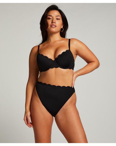 Hunkemöller Hoog Uitgesneden Bikinibroekje Scallop - Zwart