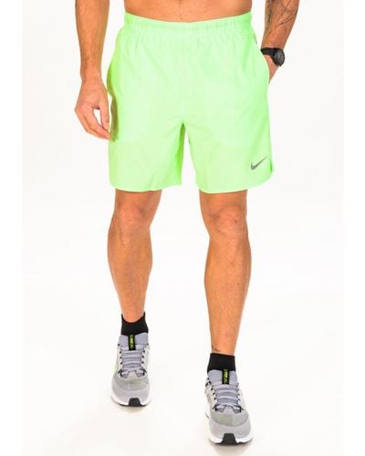 Nike Pantalón corto Dri-Fit Challenger - Verde