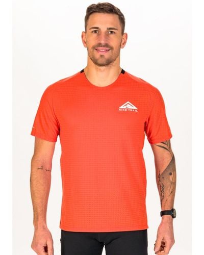 Nike Camiseta manga corta Trail Solar Chase - Rojo