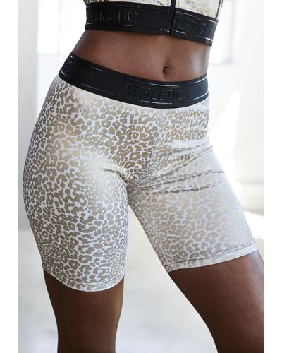 Damen-Kurze Hosen und Shorts von LASCANA ACTIVE in Grau | Lyst DE