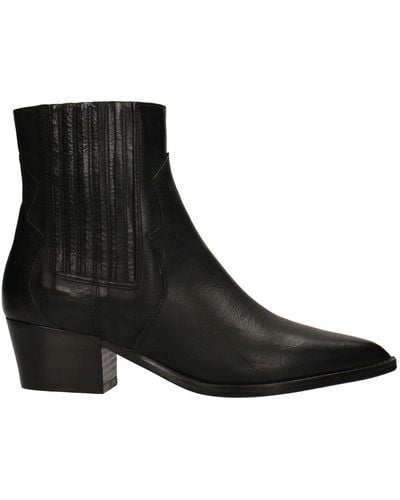 Julie Dee Texan Ankle Boots In Leather - Black