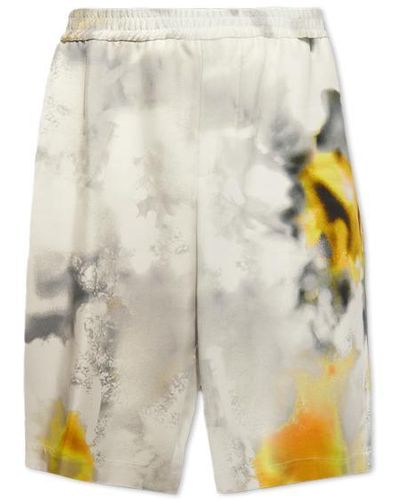 Alexander McQueen Obscured Flower Printed Shorts - Multicolour