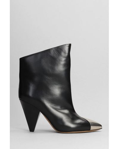 Pointed Toe Boots