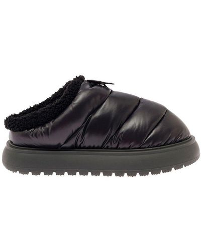 Moncler Logo-patch Quilted Mules - Black