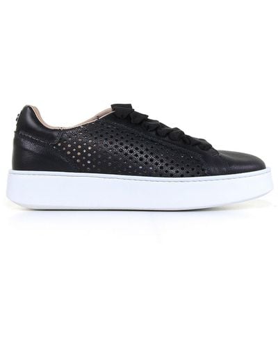 Fratelli Rossetti Trainer In Perforated Nappa - Black