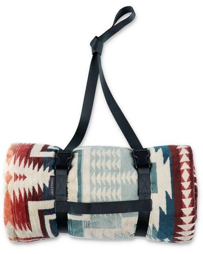 Pendleton Jacquard Beach Towel For Two - Multicolor