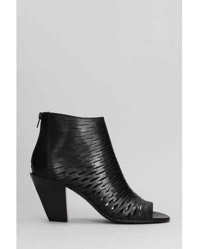Elena Iachi High Heels Ankle Boots - Black
