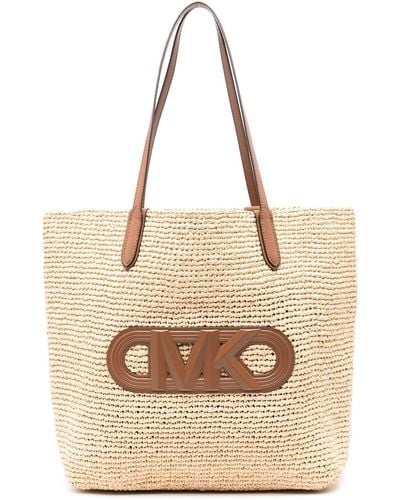 Michael Kors Eliza Extra-Large Straw Tote Bag With Empire Logo - Natural