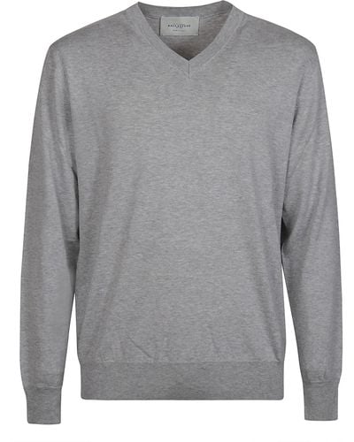 Ballantyne V-Neck Plain Sweater - Gray